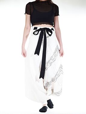 White Parachute Printed Wide-Leg High Rise Pants L